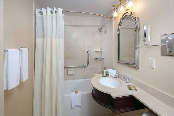 Bathroom shower
